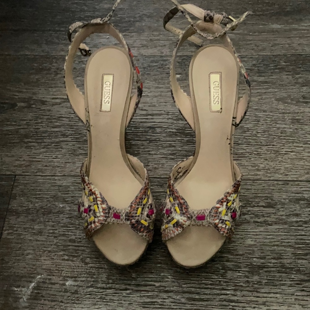 Guess ankle strap pumps